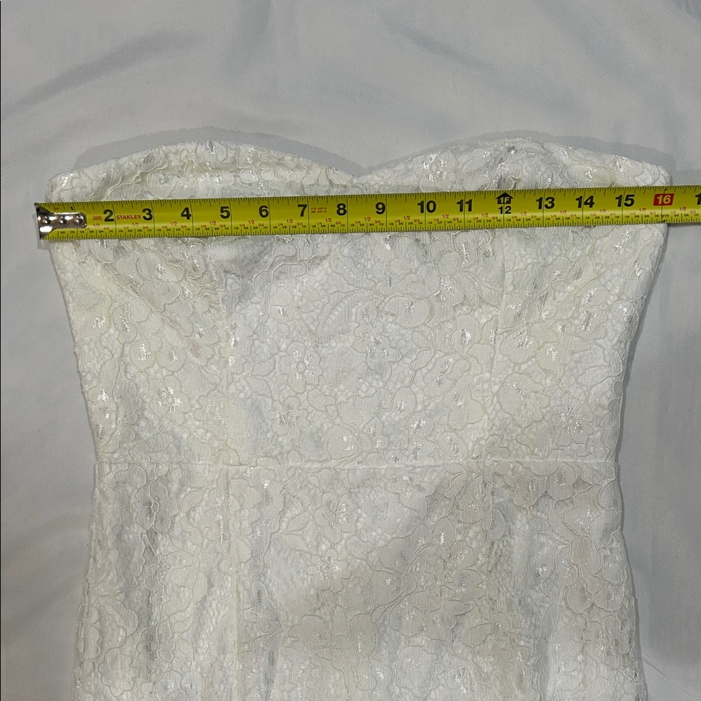 Lulu's. NWT Strapless White Lace Mermaid Gown - Picture 10 of 15